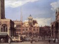 Piazza San Marco La tour de l’horloge Canaletto
